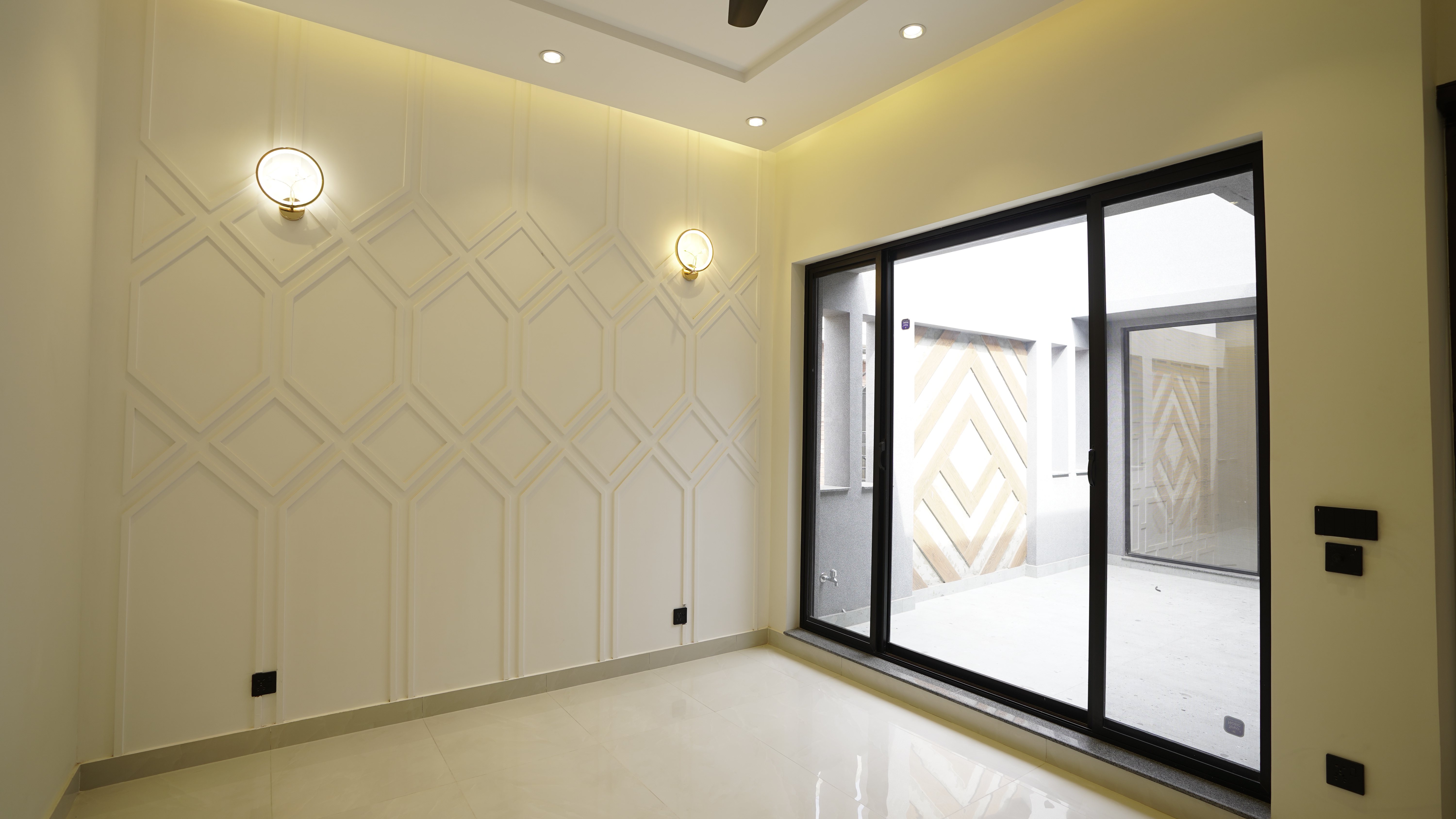 Modern & Stylish House for Sale in DHA Phase 3, Lahore.