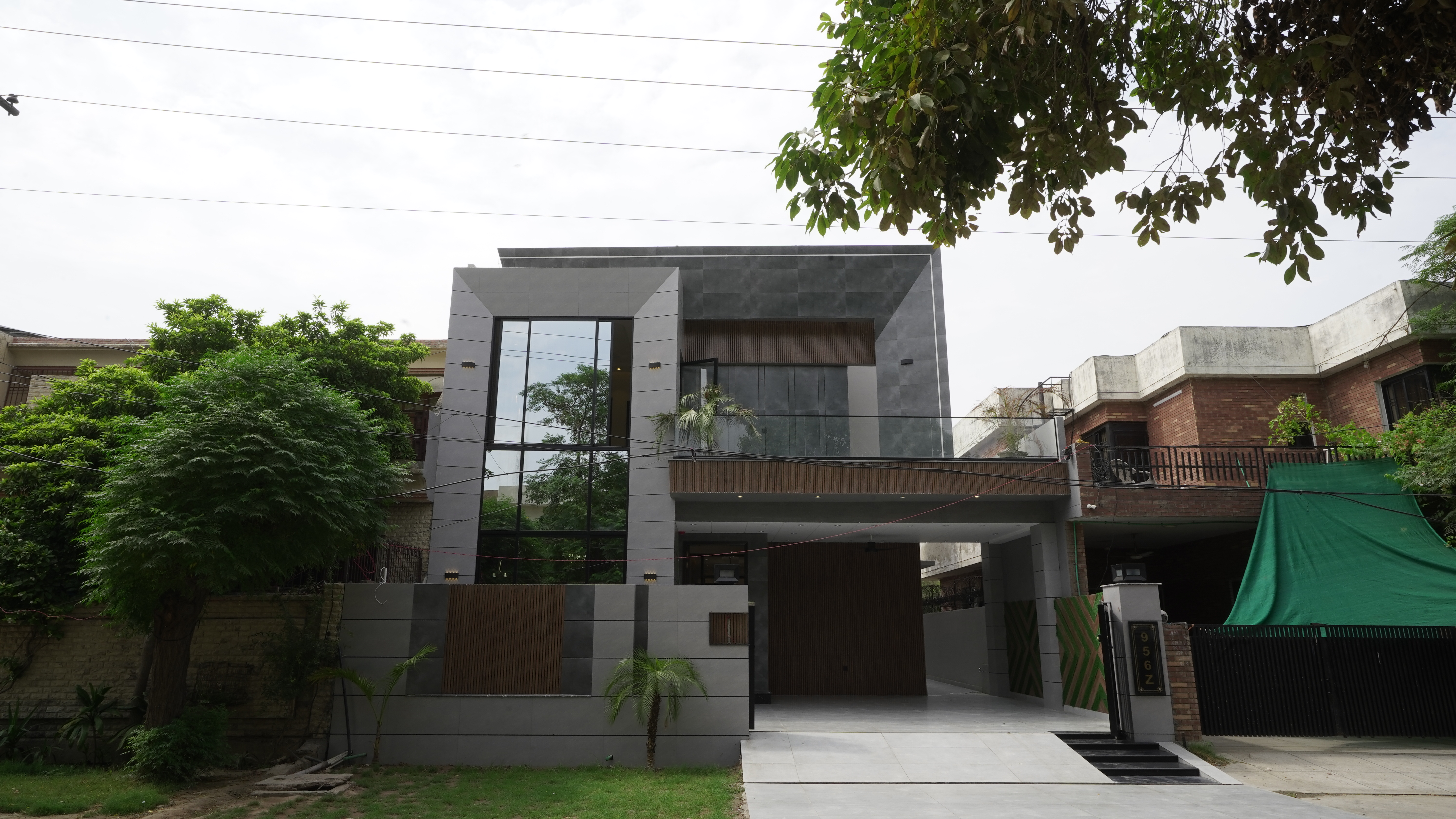 Modern & Stylish House for Sale in DHA Phase 3, Lahore.