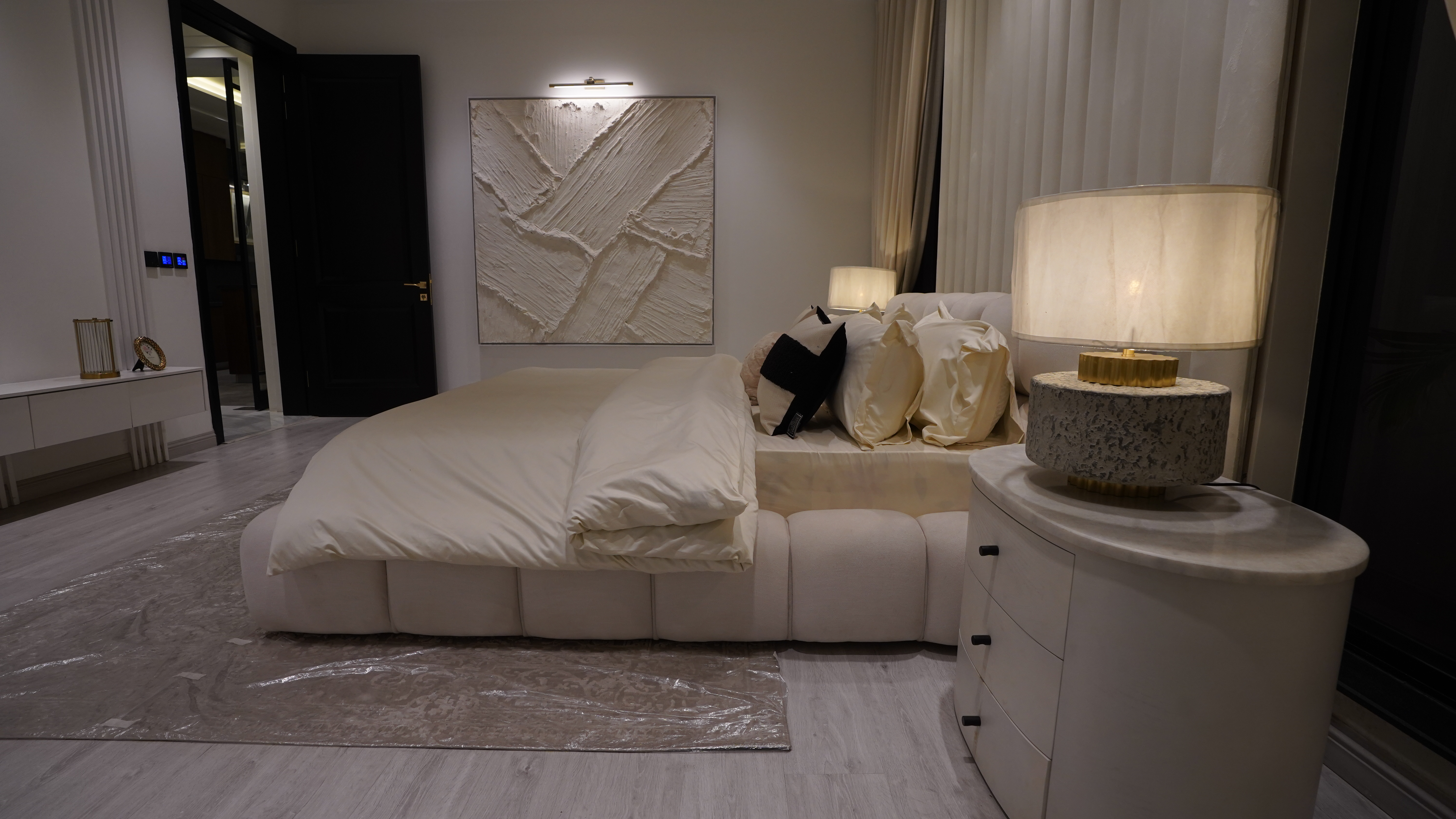 1 Kanal Luxury Furnished House for Sale in DHA Phase 8, Lahore.