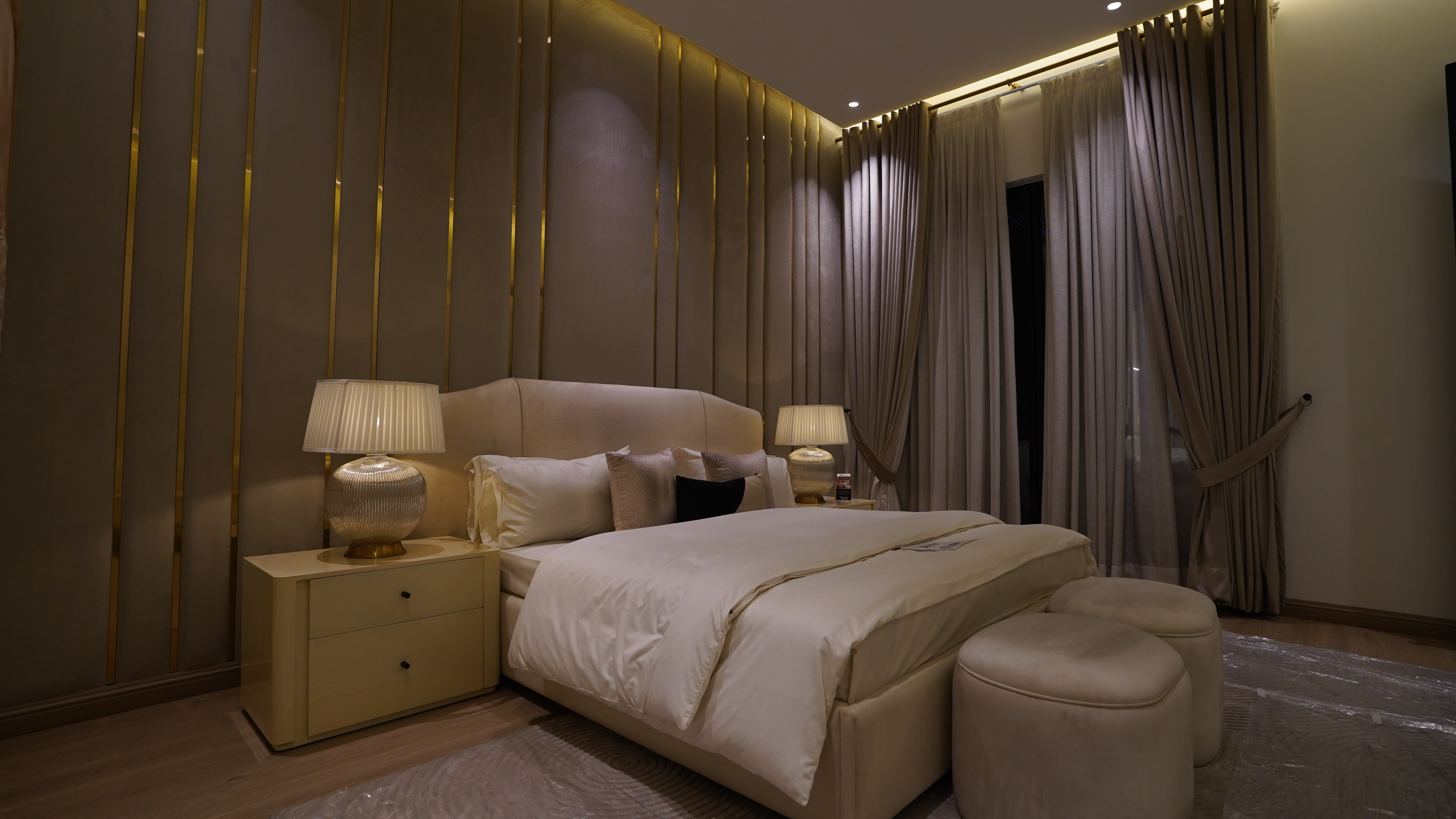 1 Kanal Luxury Furnished House for Sale in DHA Phase 8, Lahore.