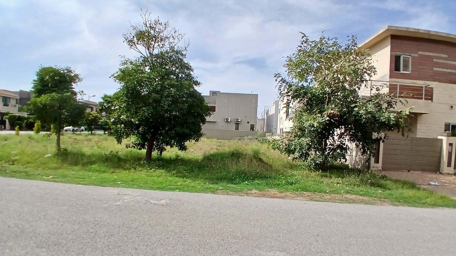 Corner  21.25 Marla  Plot For Sale On Investor DHA Phase 7 Rate Plot # R 632