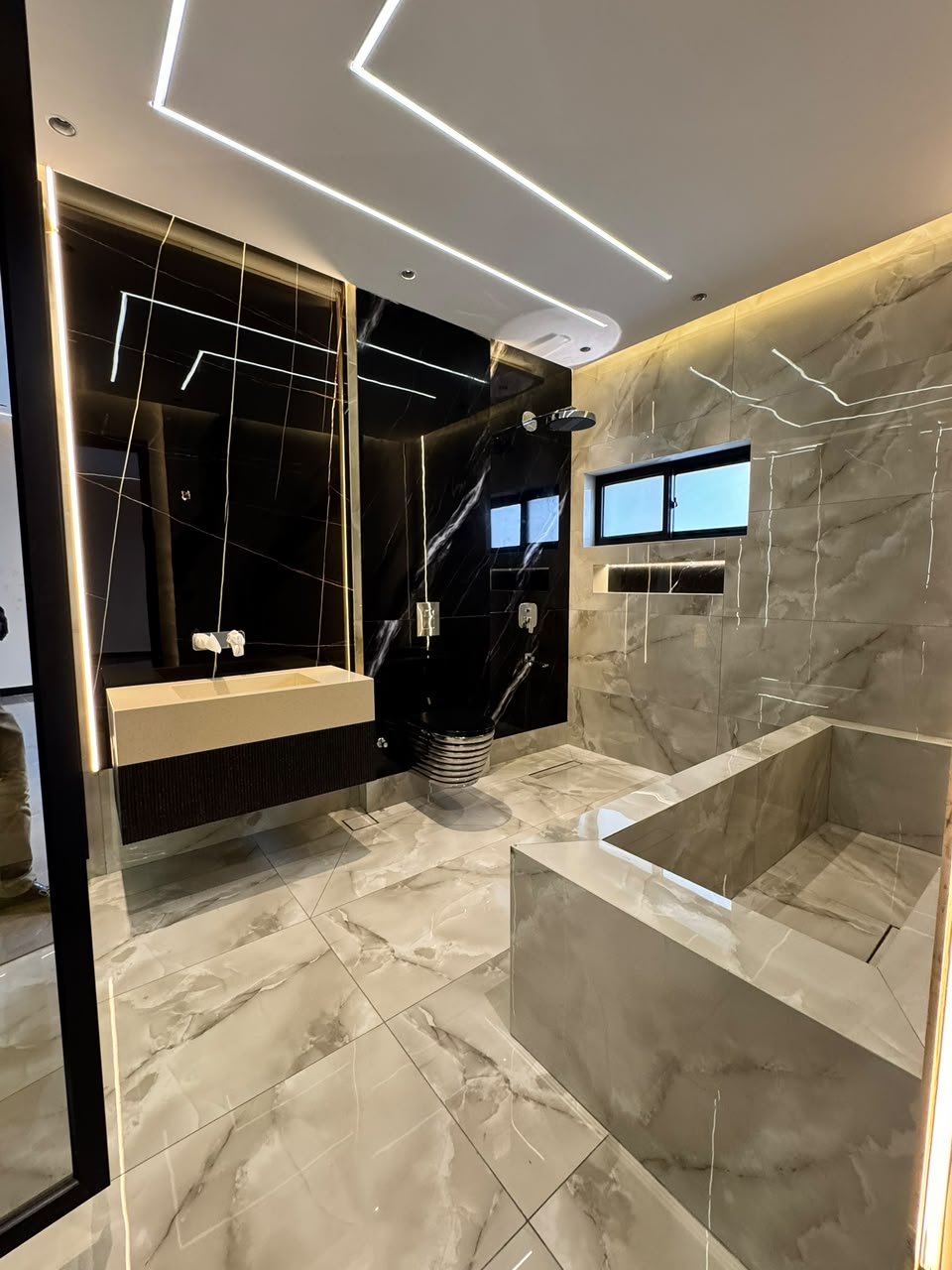 1 kanal brand new ultra Modern house for sale in dha phase 5 Lahore Sector C
