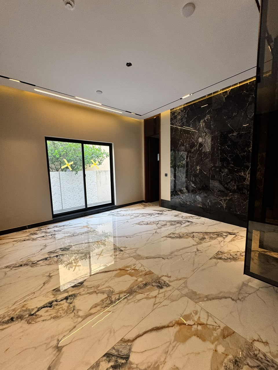 1 kanal brand new ultra Modern house for sale in dha phase 5 Lahore Sector C