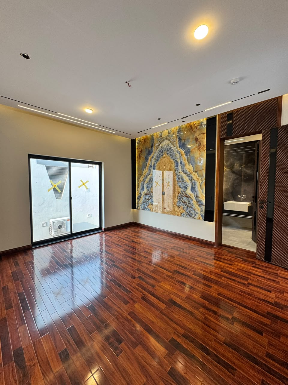 1 kanal brand new ultra Modern house for sale in dha phase 5 Lahore Sector C