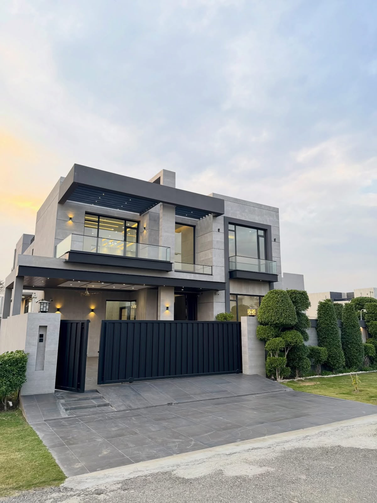 1 kanal ultra modern luxury house for sale in dha phase 6 lhr Sector M