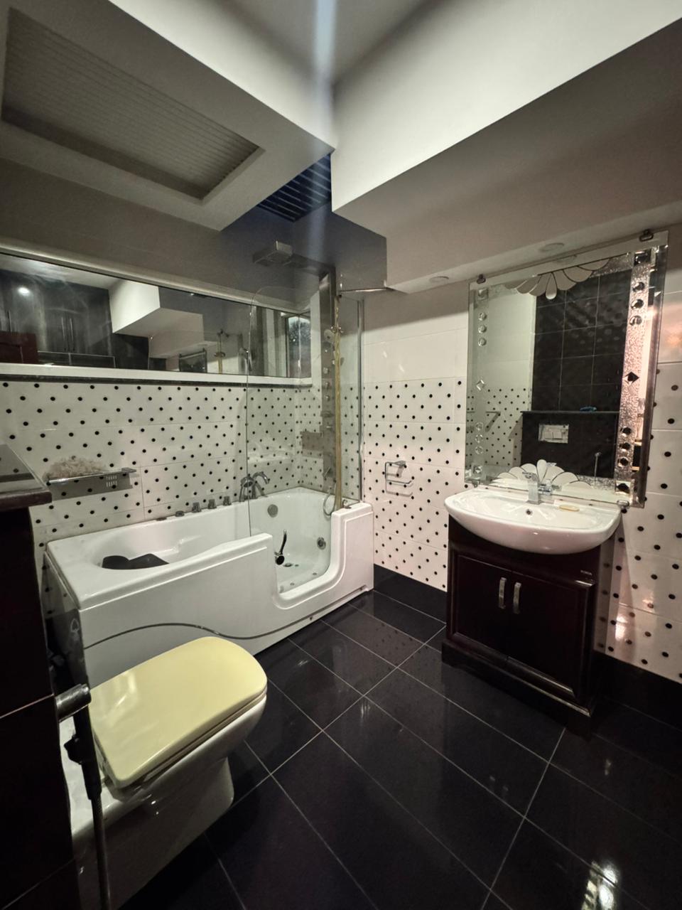 1 kanal owner build furnished house for sale in dha phase 6 Sector H