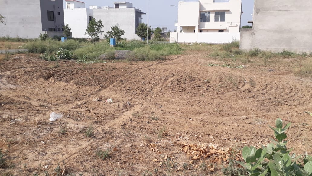 Unique Opportunity ,1 Kanal Plot for sale Situated DHA Phase 7  Plot # Q 470/12 listing preview