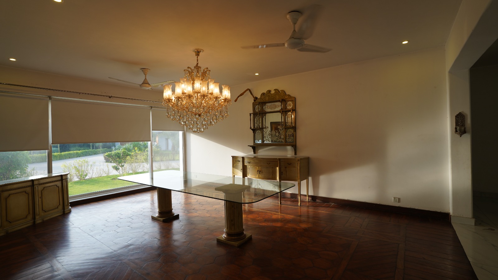 12 kanal farm house 🏡 available for sale 300 ft. Front Bedian Road in Thethar......Top Notch Location..........