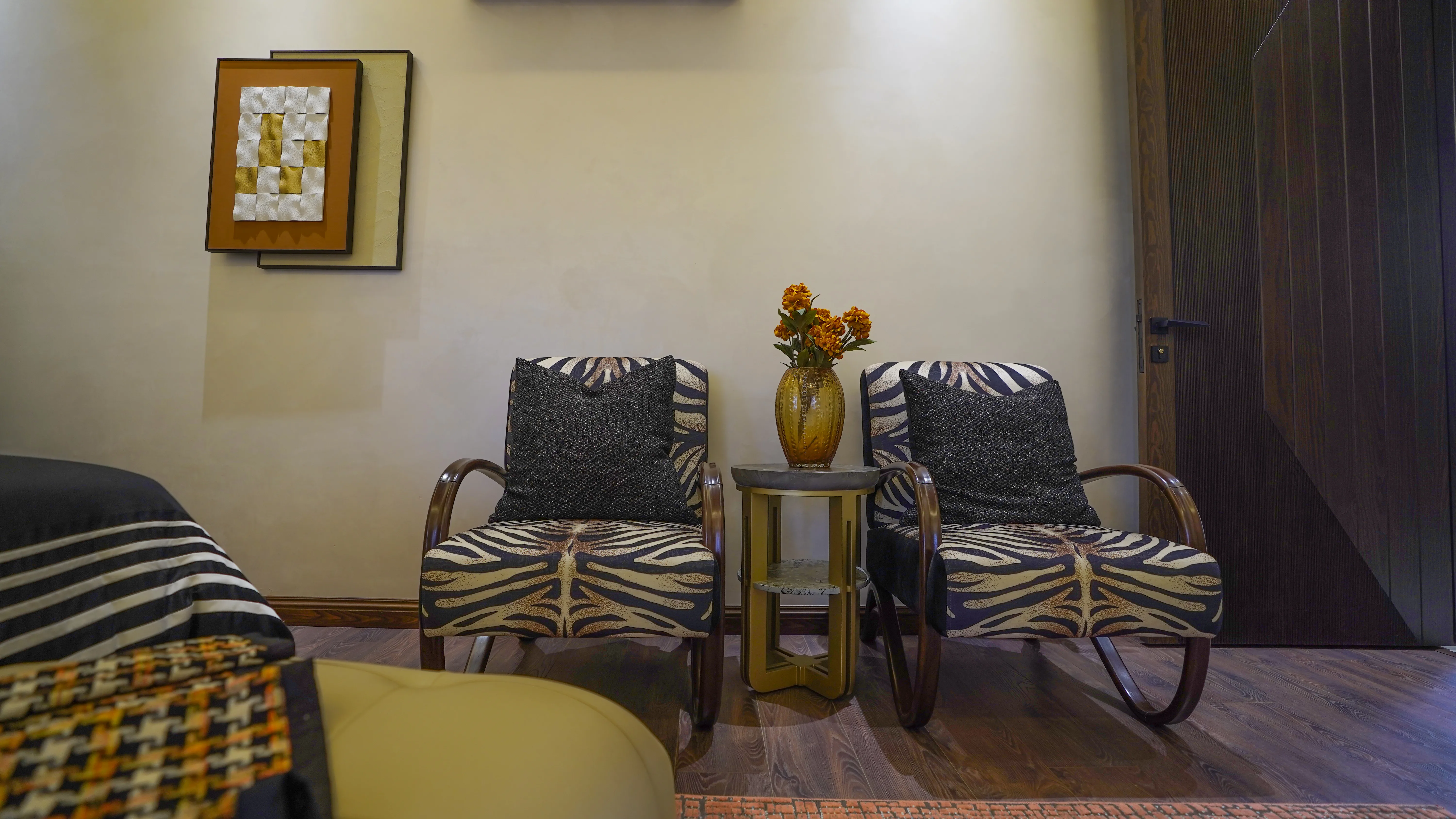 1 Kanal Fully Furnished House for Sale in DHA Phase 6, Lahore.