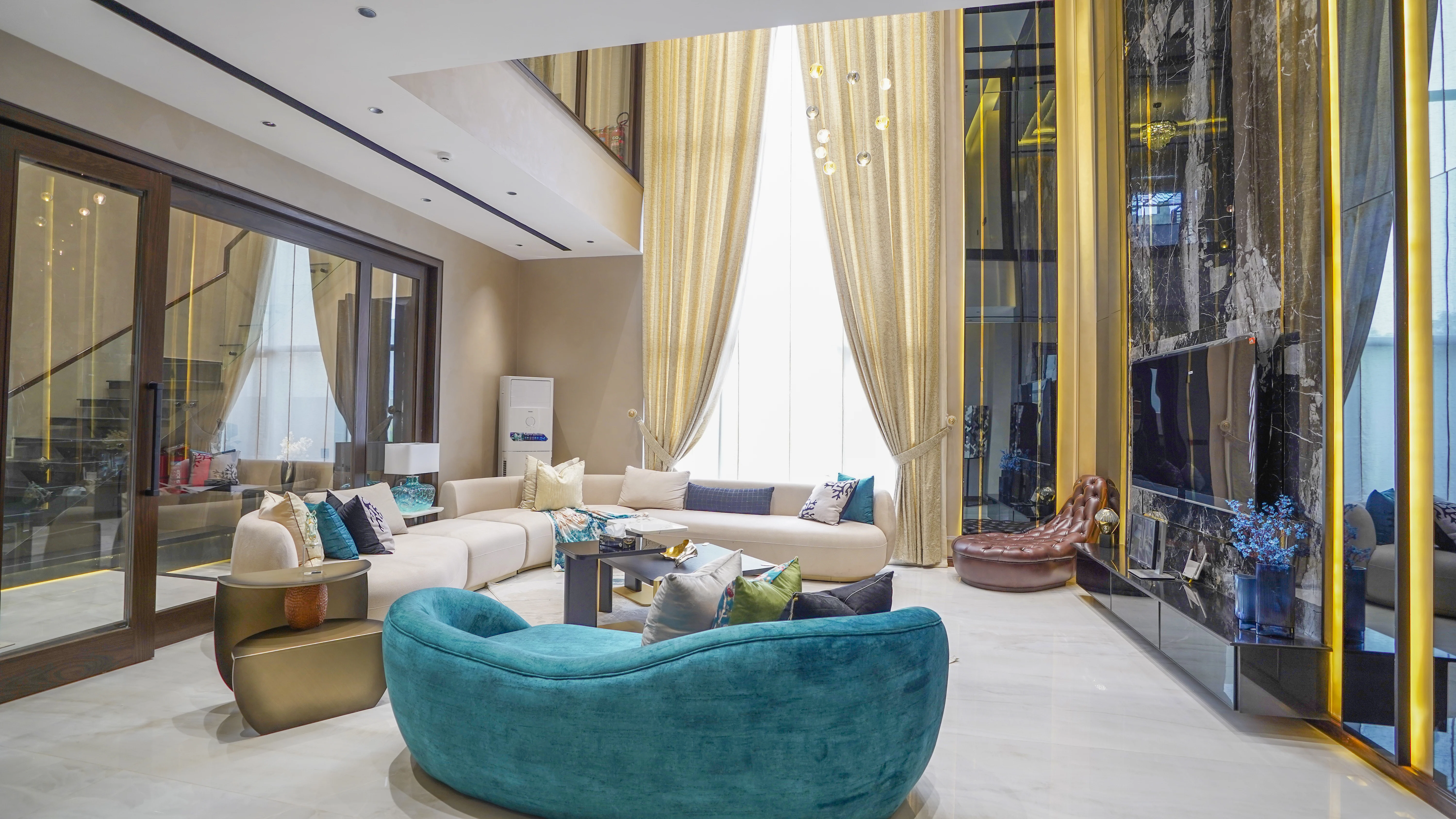 1 Kanal Fully Furnished House for Sale in DHA Phase 6, Lahore.