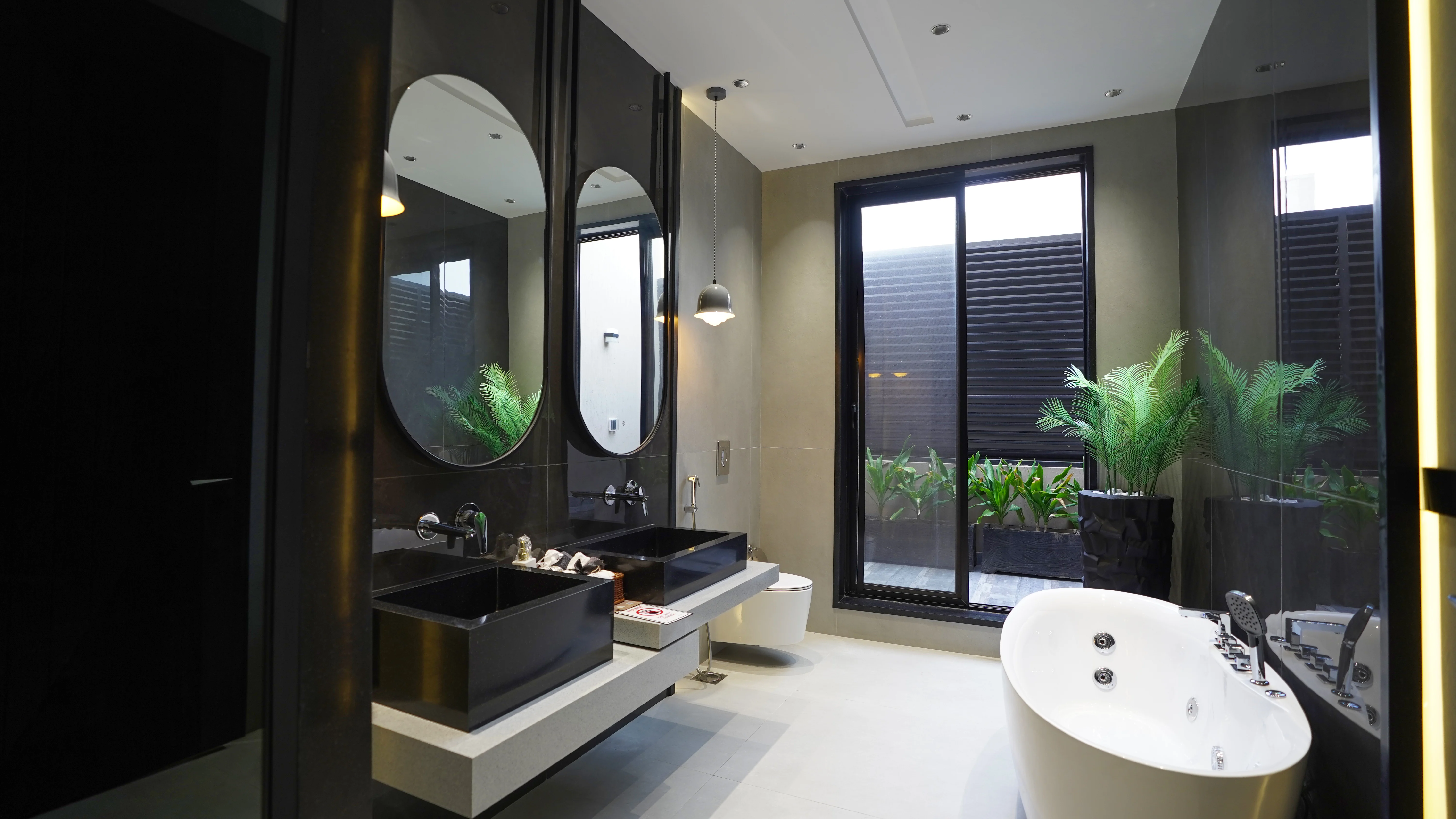 1 Kanal Fully Furnished House for Sale in DHA Phase 6, Lahore.