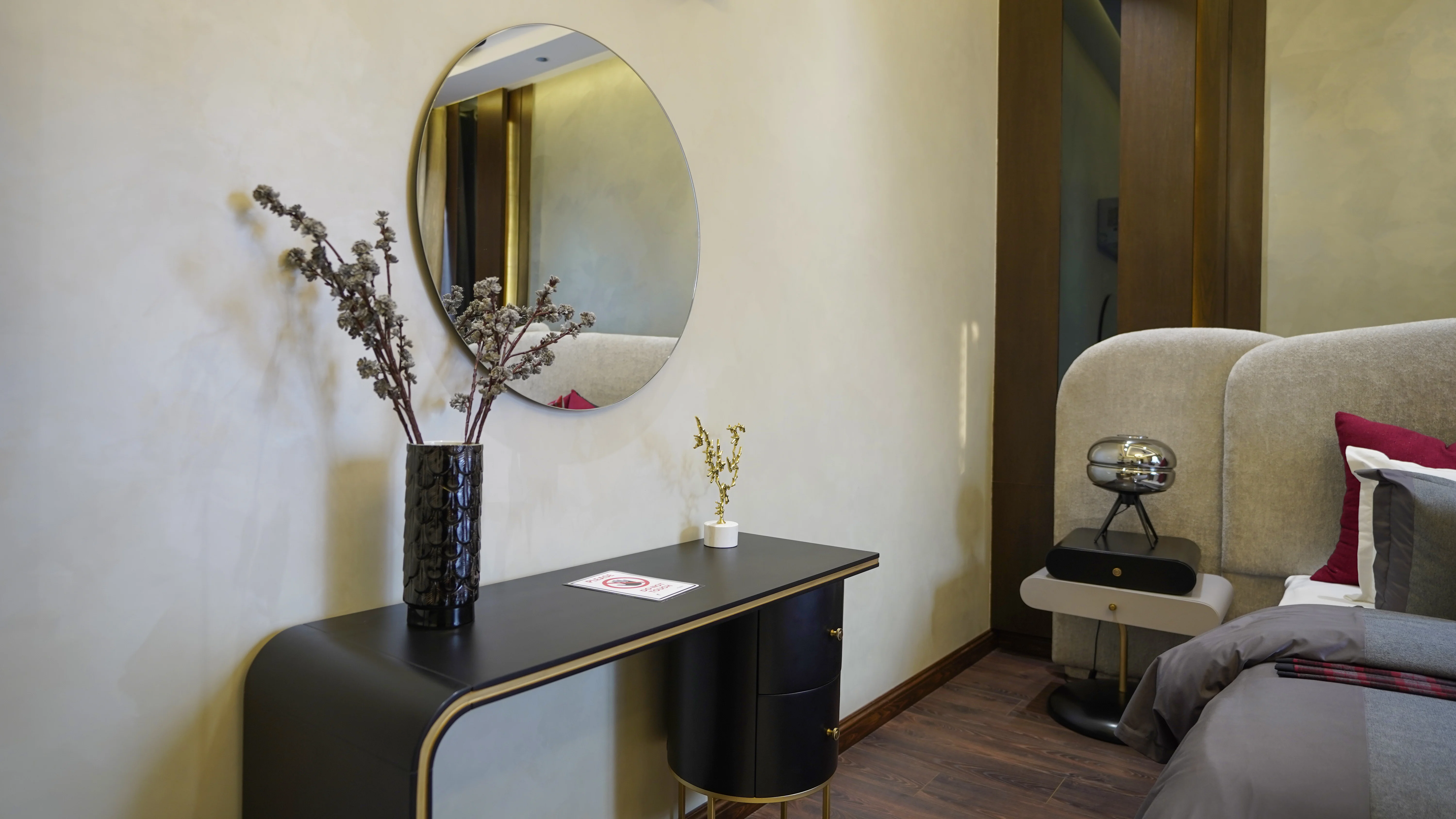 1 Kanal Fully Furnished House for Sale in DHA Phase 6, Lahore.