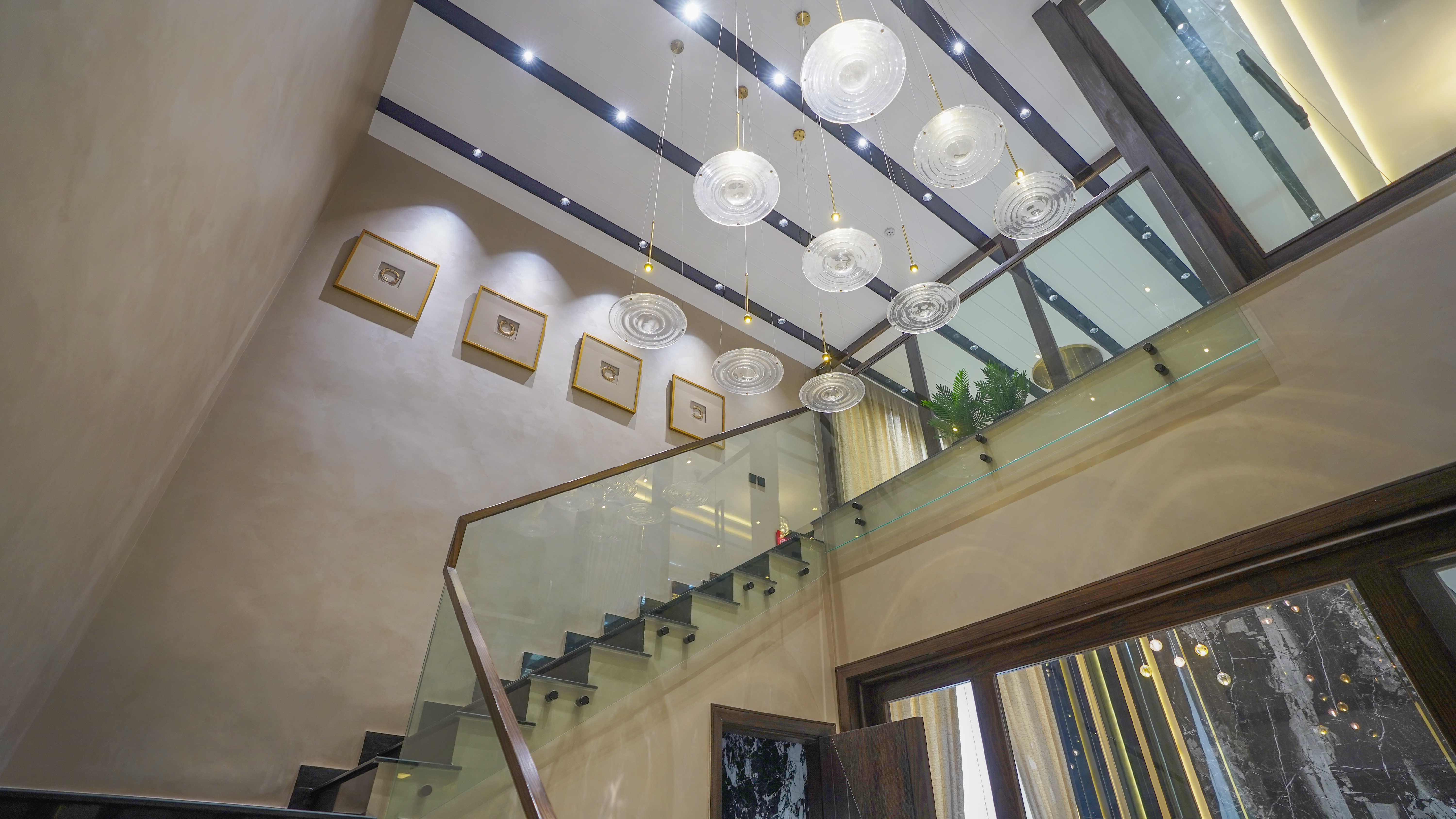 1 Kanal Fully Furnished House for Sale in DHA Phase 6, Lahore.