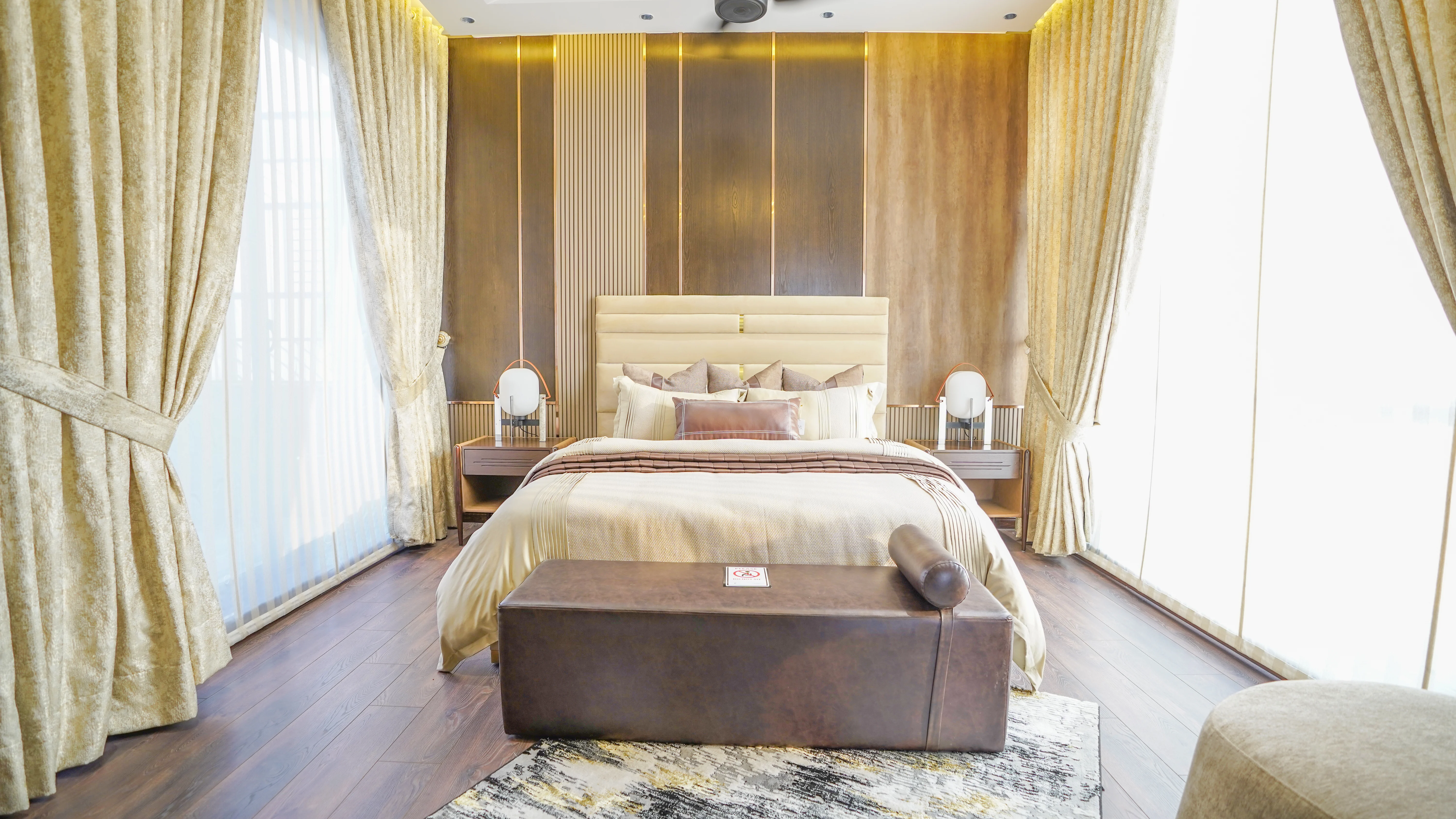 1 Kanal Fully Furnished House for Sale in DHA Phase 6, Lahore.