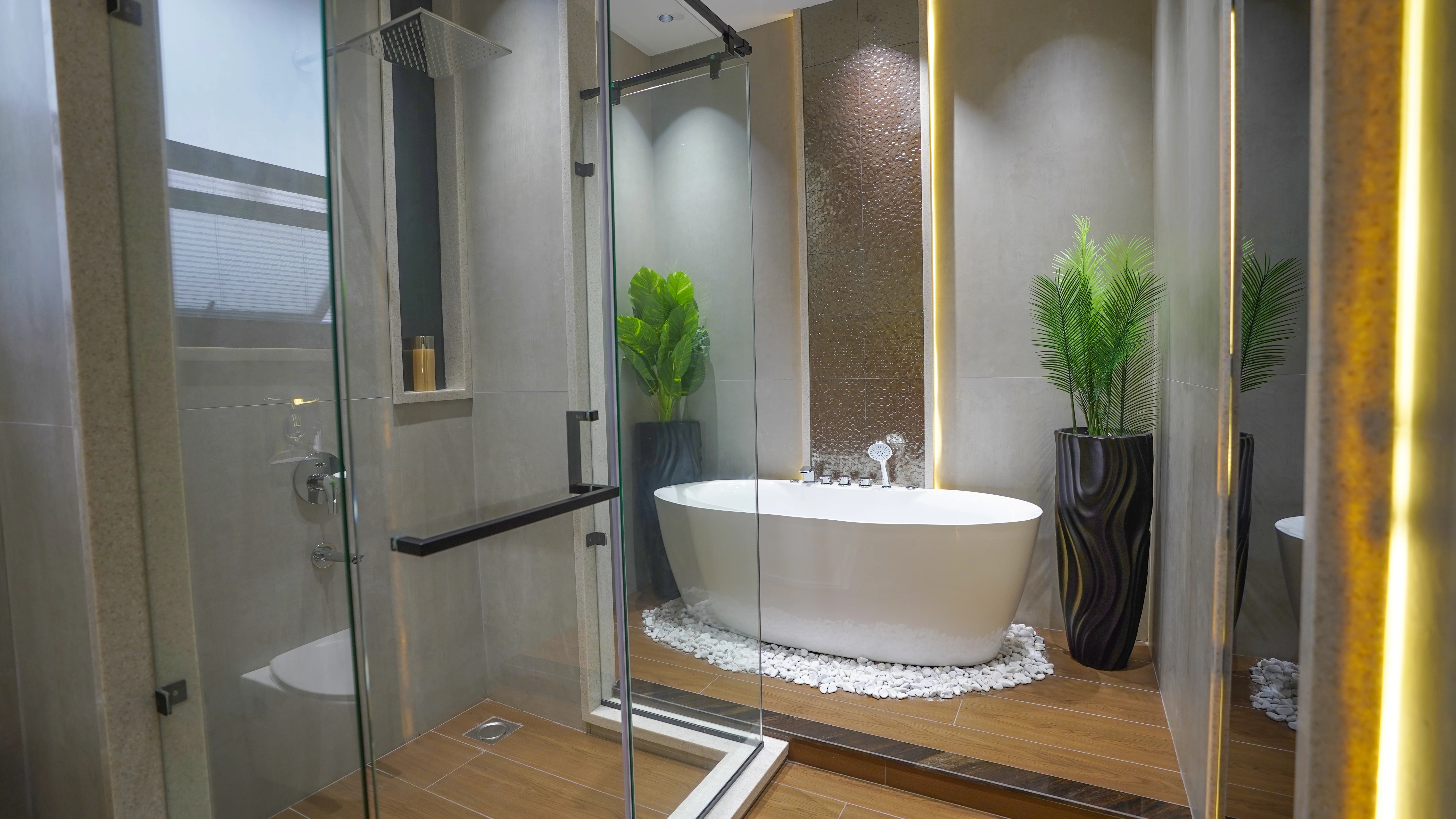 1 Kanal Fully Furnished House for Sale in DHA Phase 6, Lahore.