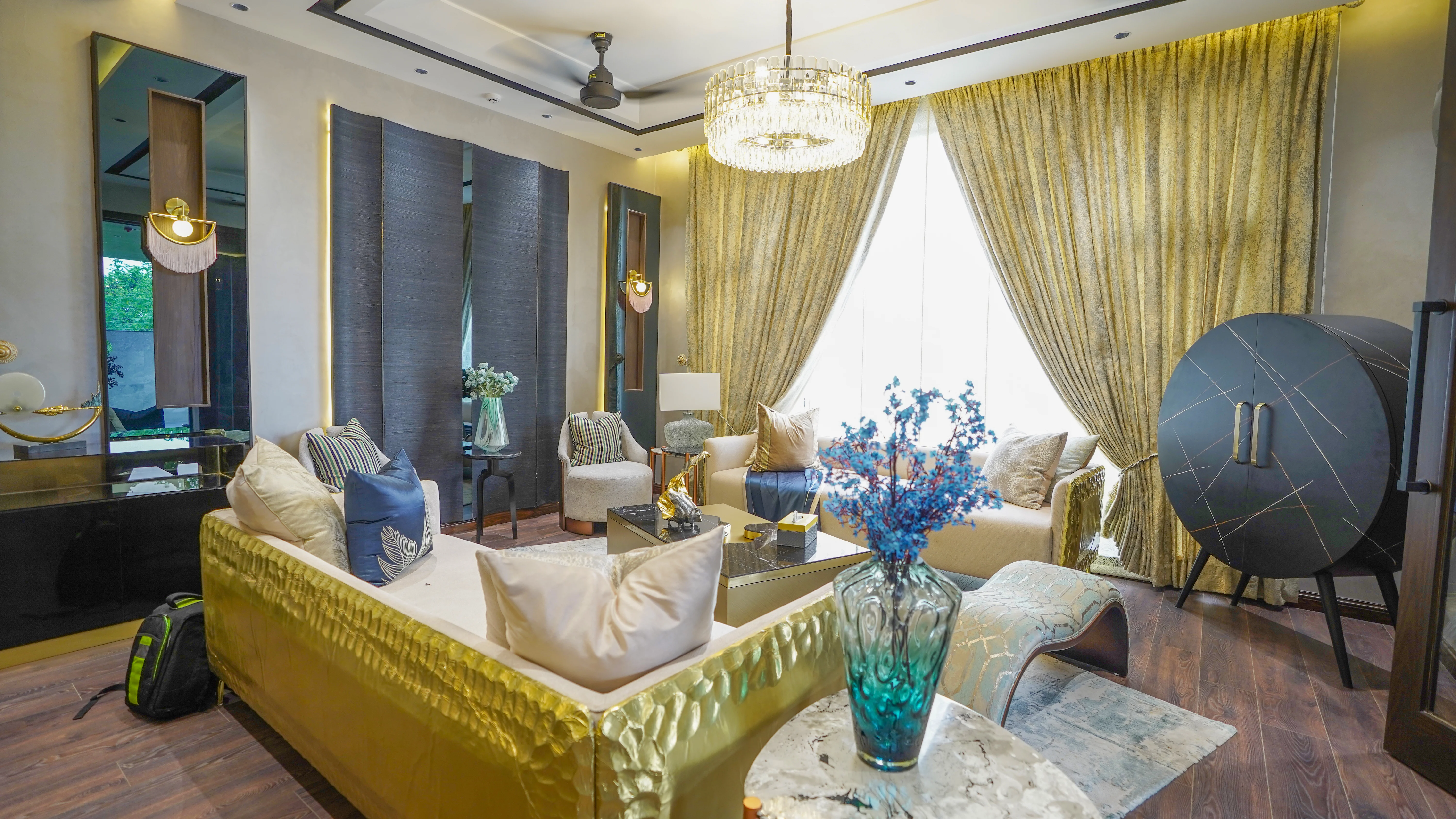 1 Kanal Fully Furnished House for Sale in DHA Phase 6, Lahore.