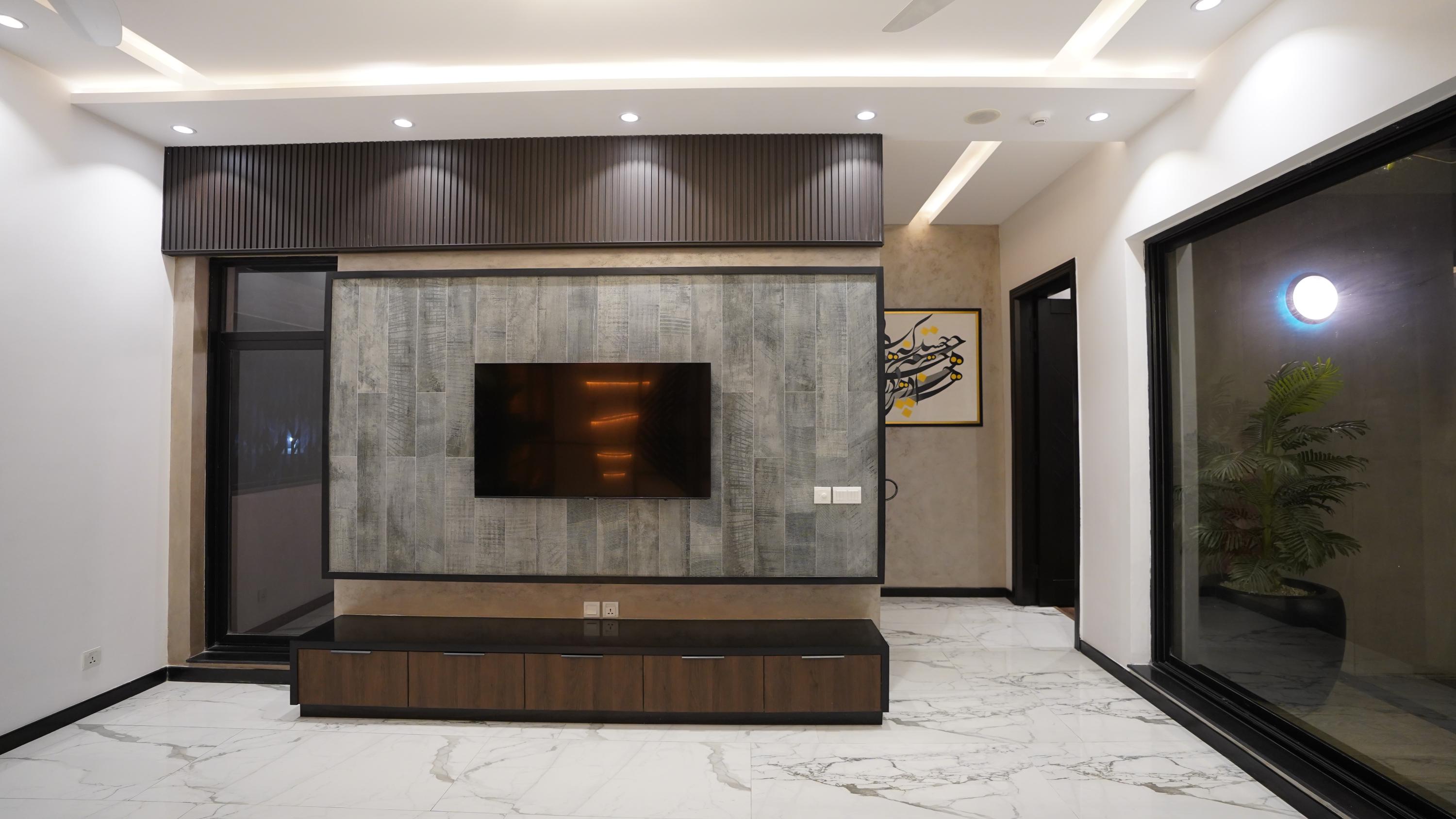 KANAL BUNGALOW FOR SALE IN Block T DHA PHASE 7 Beautifully Designed & Fairly Spacious