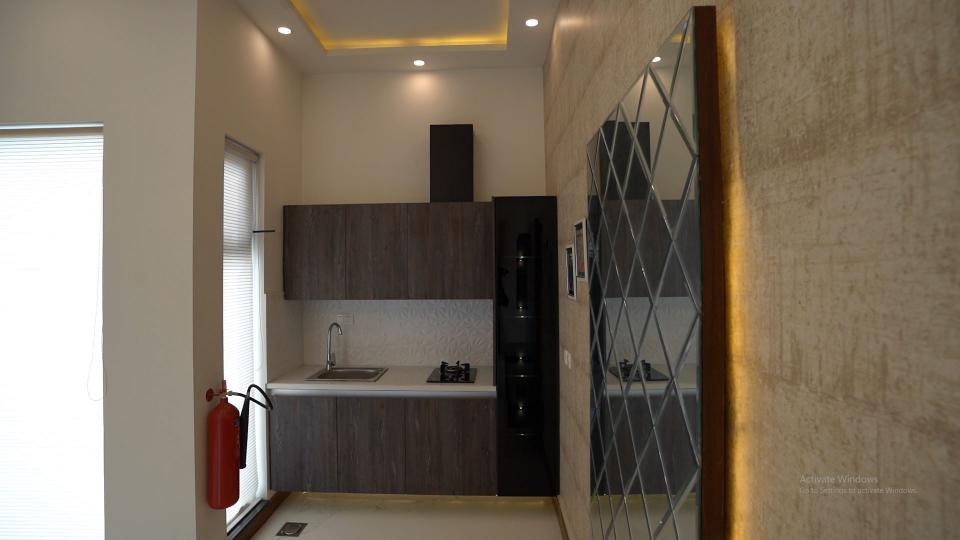 20 MARLA ELEGANT AND FULLY MAINTAINED SUPER HOT LOCATED BUNGALOW FOR SALE  BLOCK  B  OF DHA PHASE 6 LAHORE.