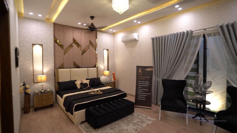 20 MARLA ELEGANT AND FULLY MAINTAINED SUPER HOT LOCATED BUNGALOW FOR SALE  BLOCK  B  OF DHA PHASE 6 LAHORE.